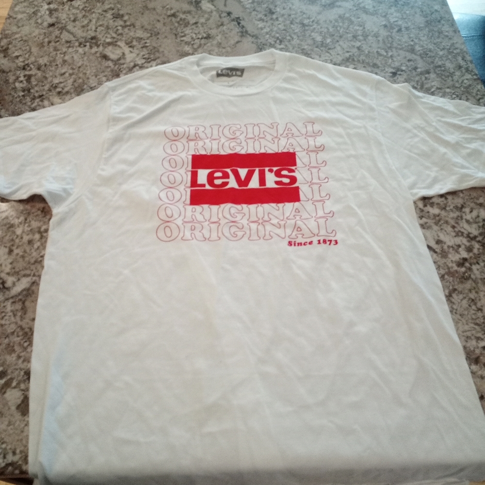 Mens Levi T-shirt